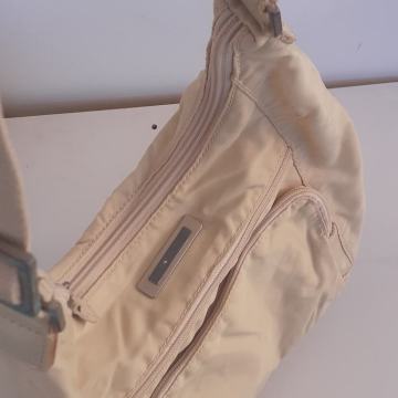 Zig-zag torbica 25x20x8 torbica na rame s regulacijom