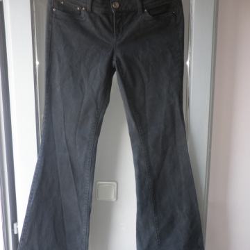 BENETTON - ŽENSKE HLAČE TRAPERICE 38 / 40 M