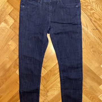 Calvin Klein traperice