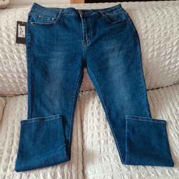 Nove ženske traperice