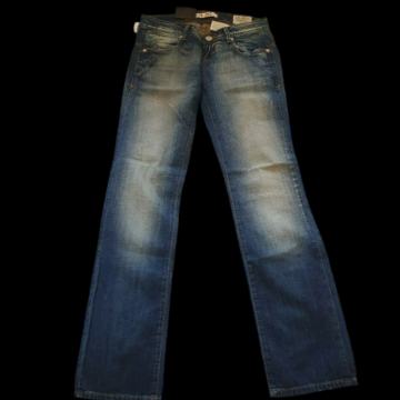 Nove vintage LTB traperice W28 L32 odgovara W27