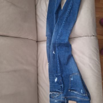 ZARA traperice br 40 ( W30)