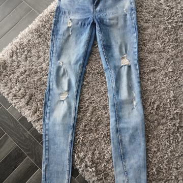 ZARA traperice s prorezima stone washed strec 36/S