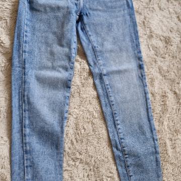 Zara traperice Vel.36