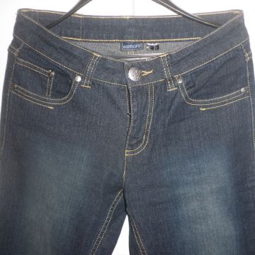 ŽENSKE HLAČE TRAPERICE 34 XS