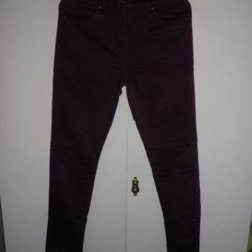 ženske hlače traperice nove