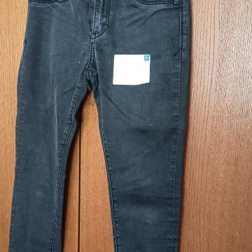 ženske traperice 26/32