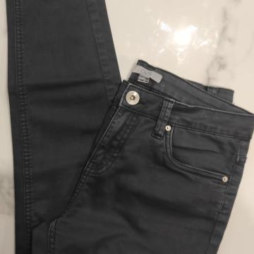 ŽENSKE TRAPERICE BR. 36