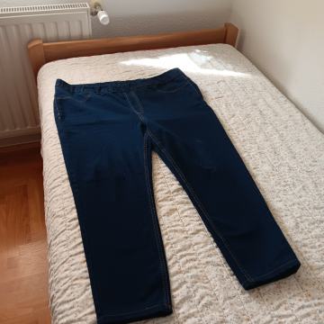 Ženske traperice od streča