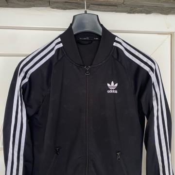 Adidas trenirka