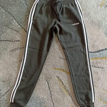 Adidas ženske hlače XS