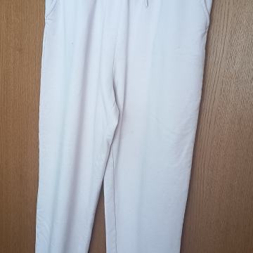 donji8 dio trenirke L