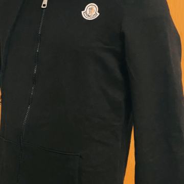 M O N C L E R  ( duks sa kapuljacom )