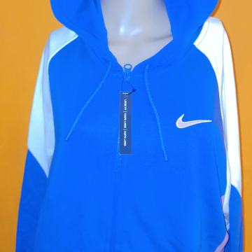 N I K E ( duksa sa kapuljacom )