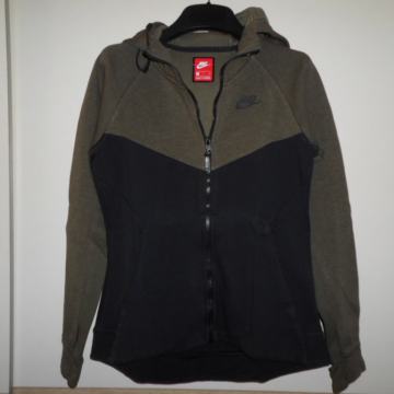 Nike orig. duksa na cif, vel.S