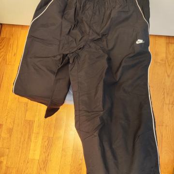 Puma i Nike donji dio trenirke