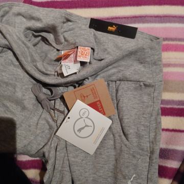 Puma trenirka 36 vel. S etiketom