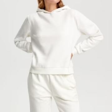 SINSAY BIJELA TRENIRKA GORNJI DIO - DUKSA vel.M