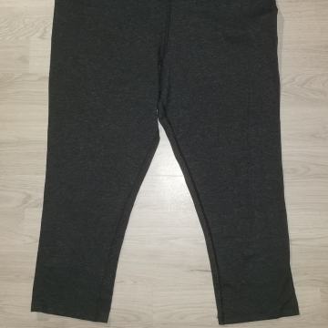 Sportske Nike tajice 3/4, vel. L., 6 eura, Zg