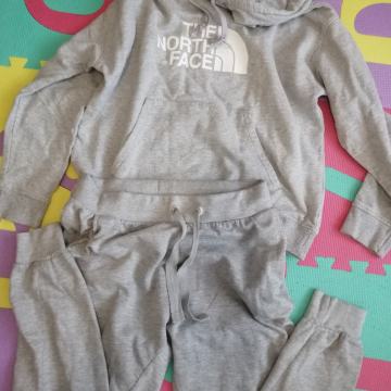 The North Face trenirka M