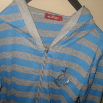 NOVA TRENIRKA VEL. 38