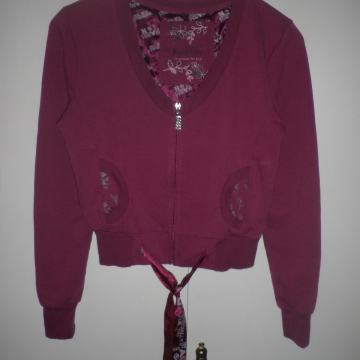 ŽENSKA TOPLIJA PAMUČNA TRENIRKA / MAJICA NA CIF 36 - 38 S