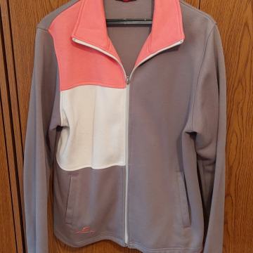 ŽENSKA TRENIRKA GORNJI DIO