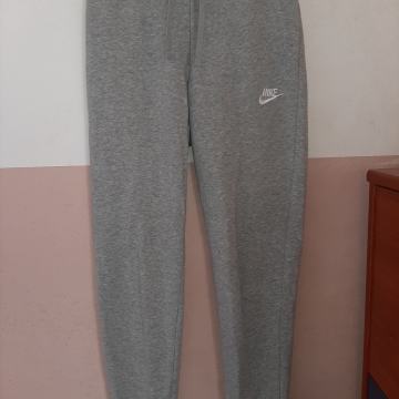 Ženski donji dio trenirke Nike