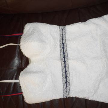 Intimissimi divan bijeli korzet vel.75B - novi