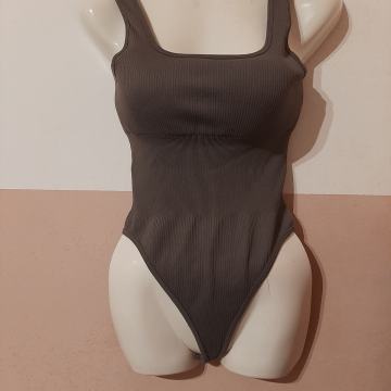 Novi ženski stezni body Mooslover