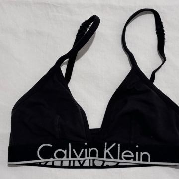 Calvin Klein top