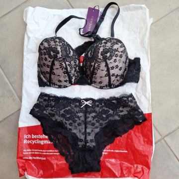 Set donjeg rublja vel.75C NOVO