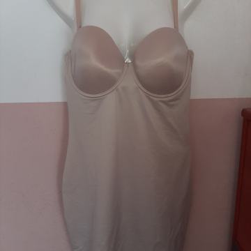 Ženski stezni kombine