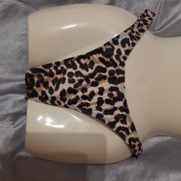 Novi donji dio kupaćeg kostima