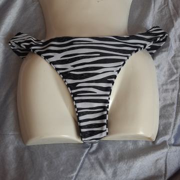 Novi donji dio kupaćeg kostima