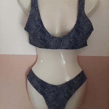 Dvodjelni  ženski kupaći kostim