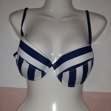Novi gornji dio kupaćeg kostima  Esmara