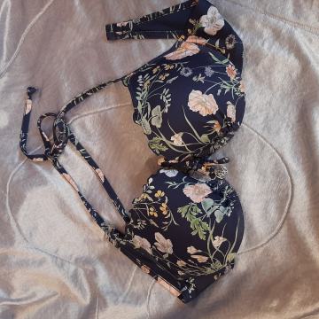 Gornji dio kupaćeg kostima