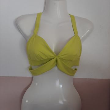 Novi gornji dio kupaćeg kostima  Stradivarius