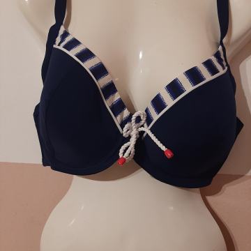 Novi gornji dio kupaćeg kostima  Triumph