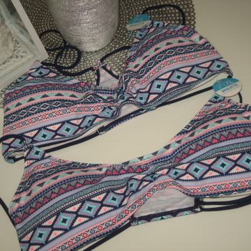 GORNJI DIO KUPAĆEG KOSTIMA - NOVO VEL. L. I  XL