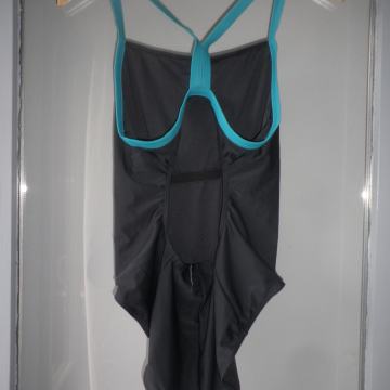 JEDNODIJELNI BADIĆ / KUPAĆI KOSTIM 40 M - L