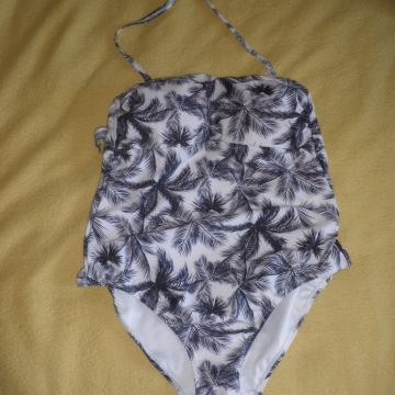 JEDNODIJELNI BADIĆ / KUPAĆI KOSTIM 40 M