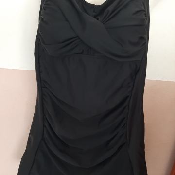 Novi jednodjelni kupaći kostim