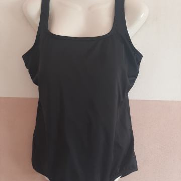 Novi jednodjelni kupaći kostim