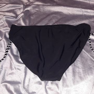 Nove ženske kupaće gaće