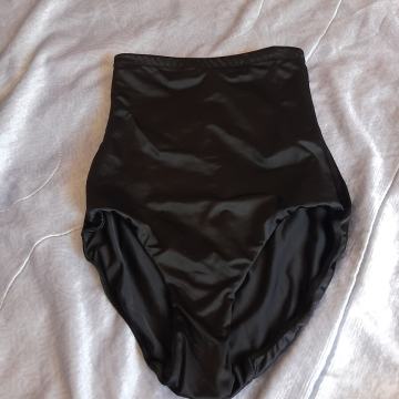 Nove kupaće gaće visokog struka