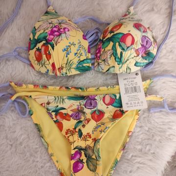 KUPAĆI KOSTIM NOVO BR. 38