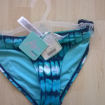 kupaći kostim s  novo