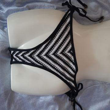 Ženske kupaće gaće -brazilke